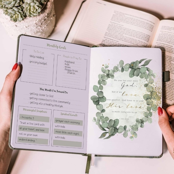 Christian Planner and Devotional 12 Month Calendar - Picture 6 of 6